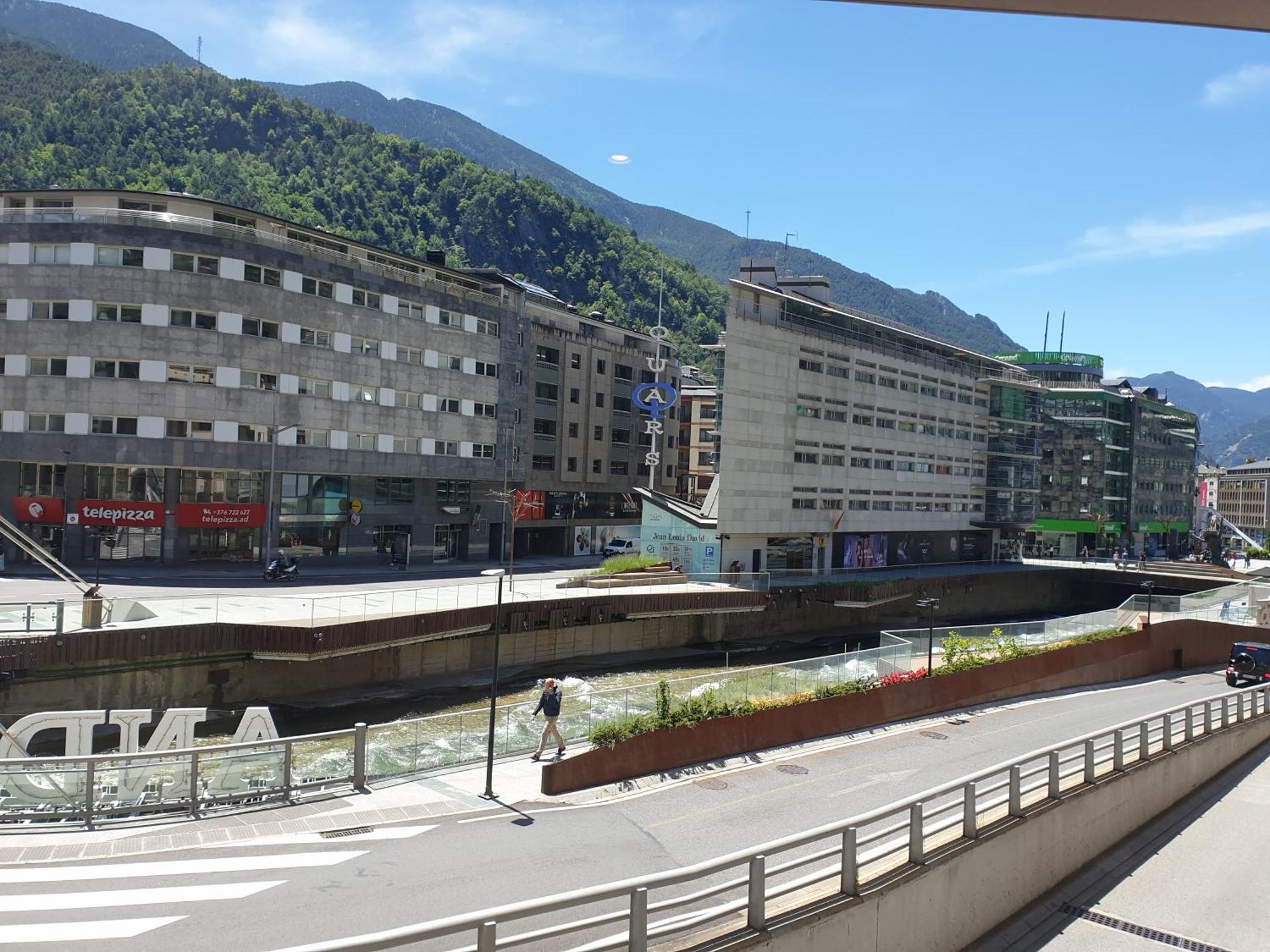 Centrico Loft En Andorra La Vella Con 2 Parkings Hut 5372 Apartment Luaran gambar